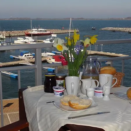 Apartamento Wiek Im Hafenkieker Wiek auf Rügen