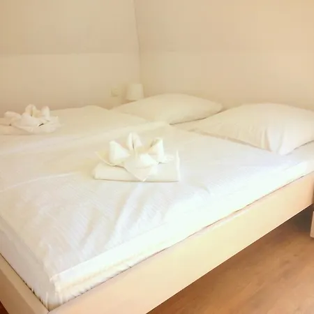 Wiek Im Hafenkieker Wiek auf Rügen