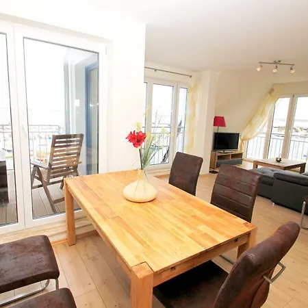 Wiek Im Hafenkieker * Wiek auf Rügen